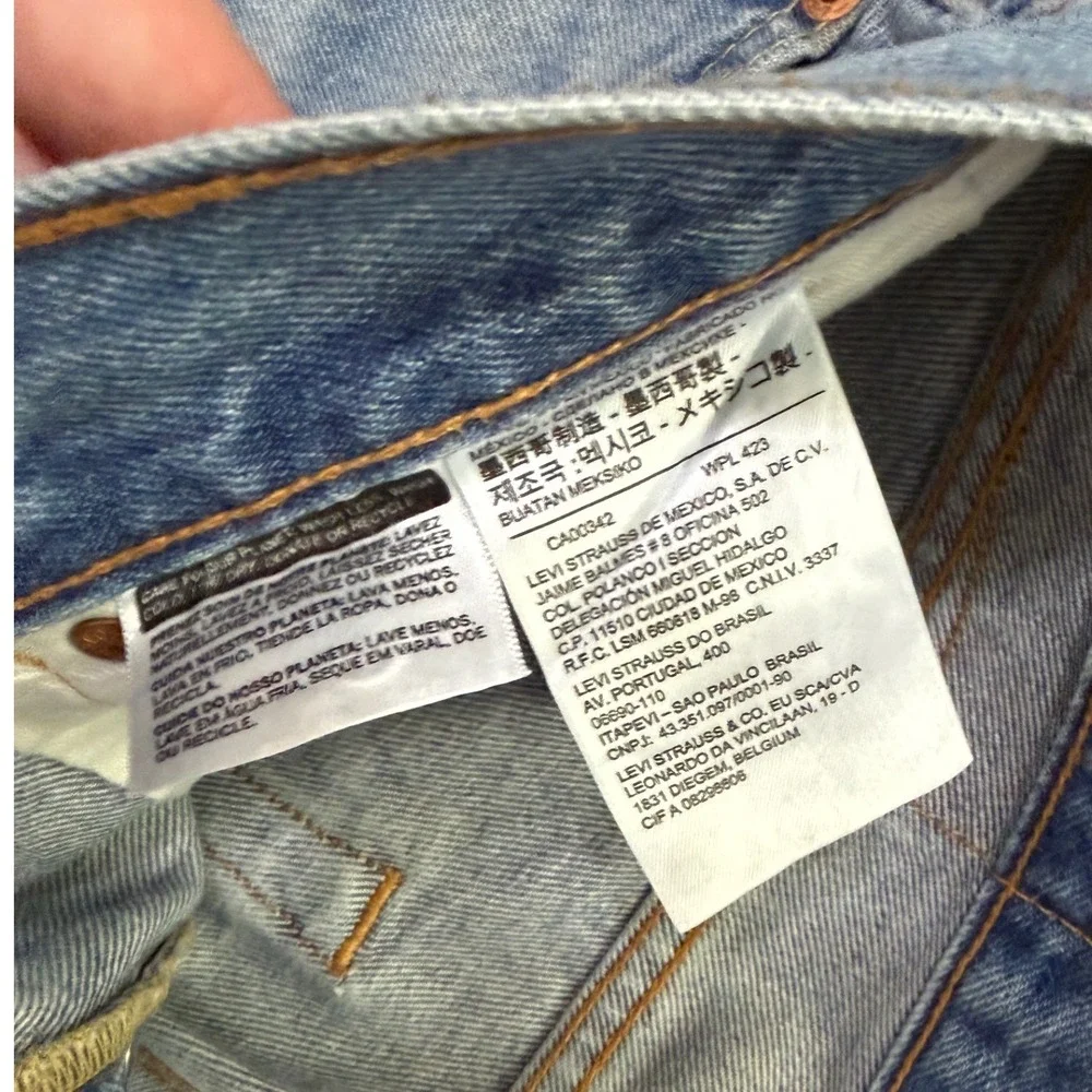 Levi's 501 Original Fit Jeans Mens 33x30 Blue Good Distressed Straight Leg Pants